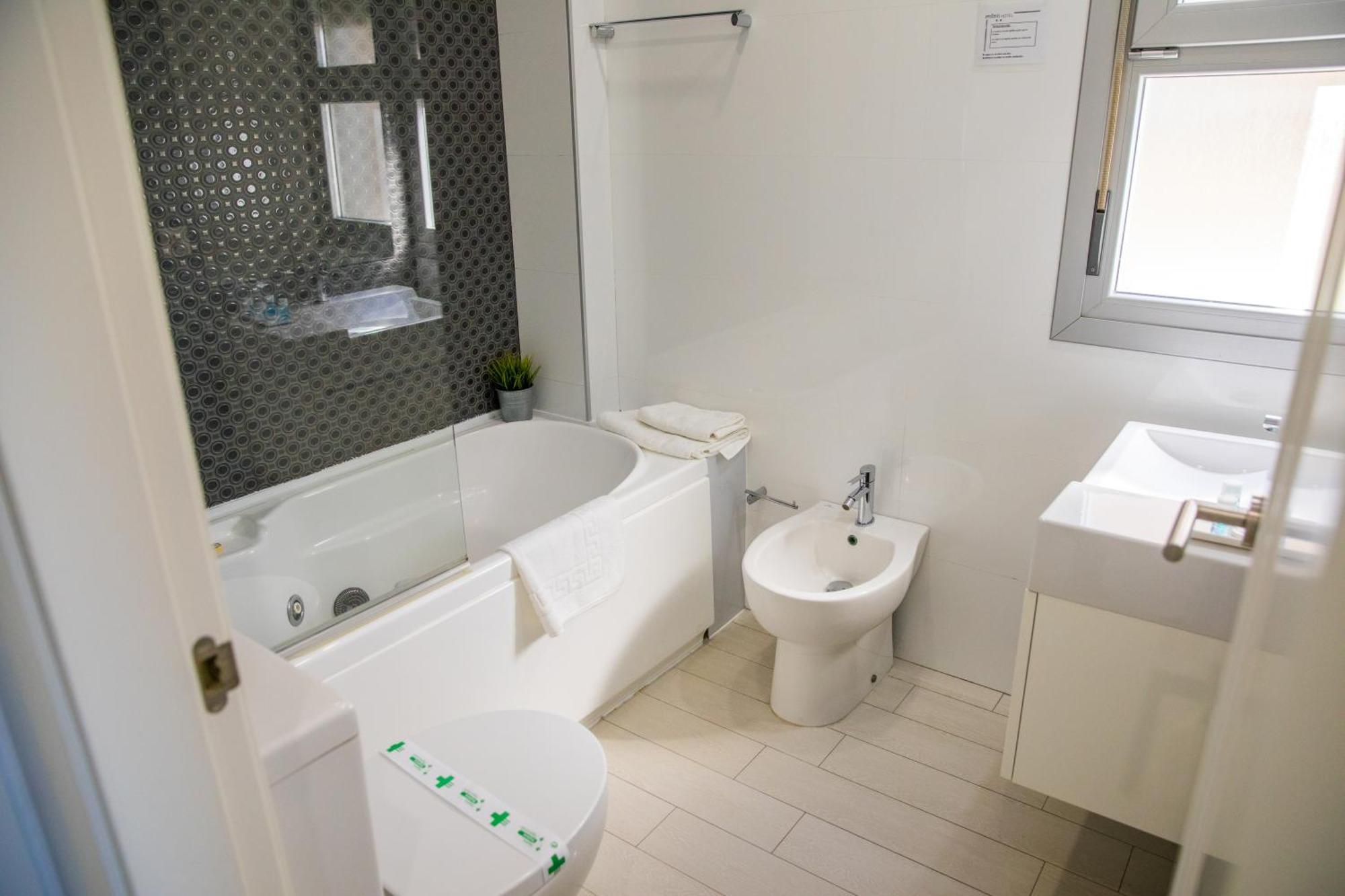 Apartahotel Enfasis-Group El Cuervo  Dış mekan fotoğraf